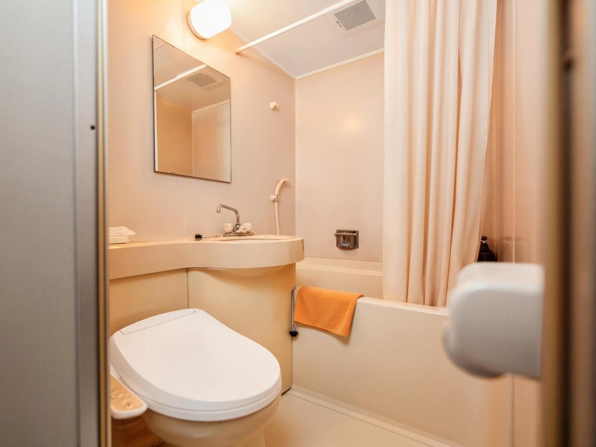 Standard Twin Room - Non-Smoking