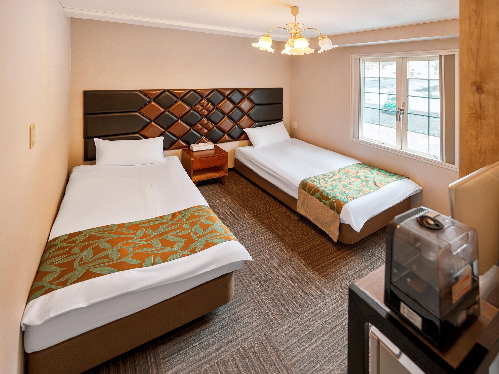 Standard Twin Room - Non-Smoking