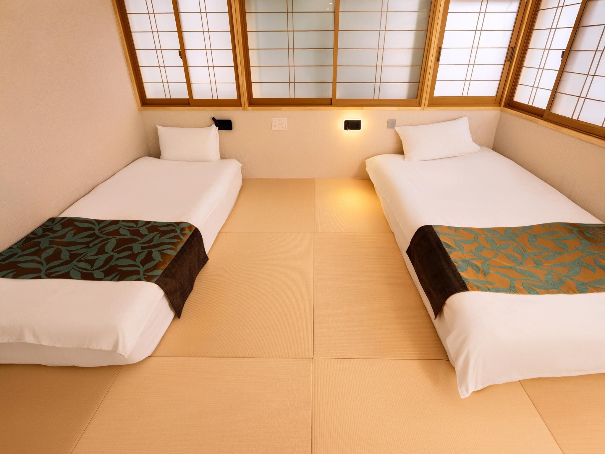 Main Building Deluxe Japanese Western Room with Indoor Bath