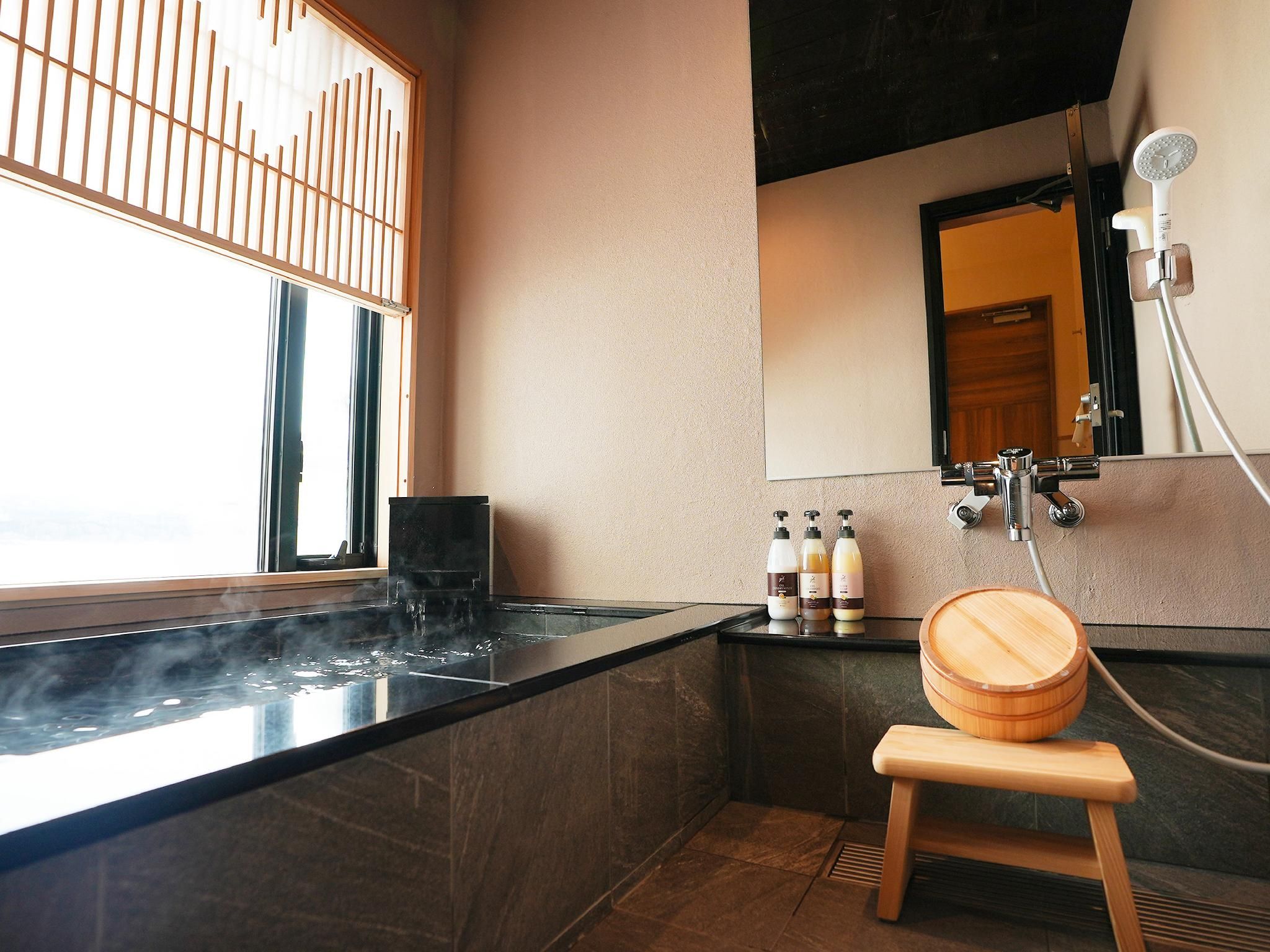 Akisame Suite
