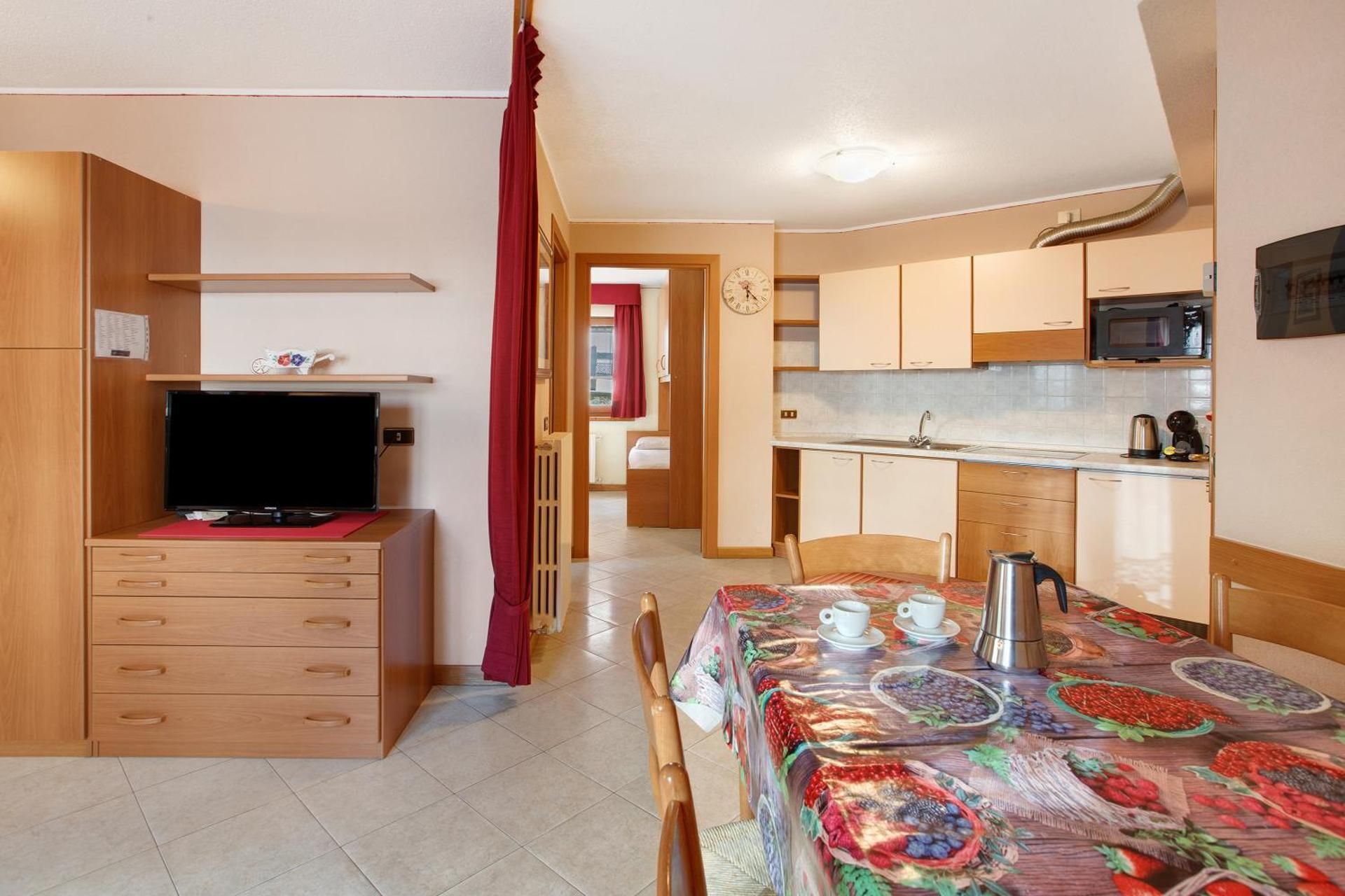 Superior One-Bedroom Apartment