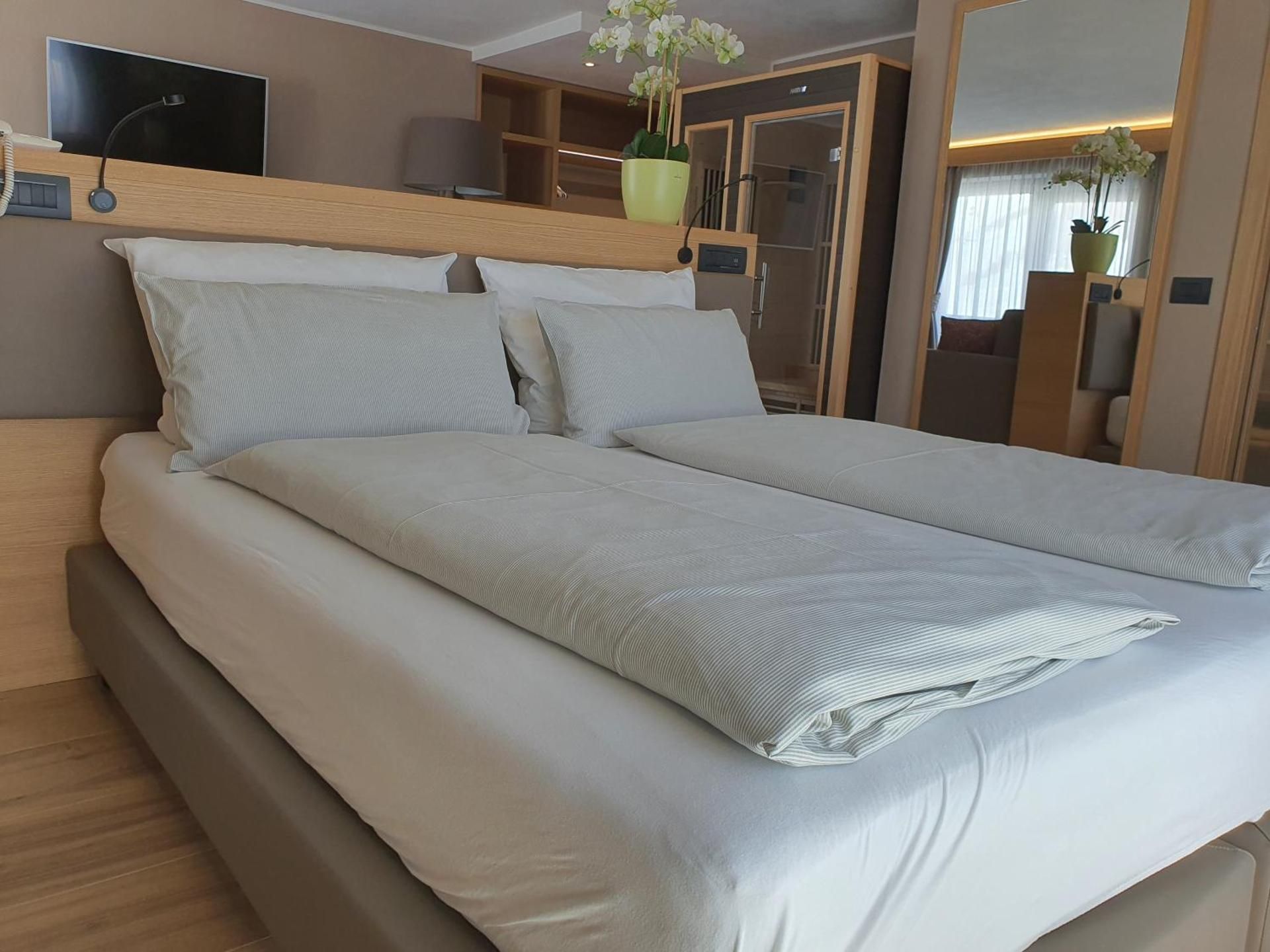 Junior Suite with Balcony