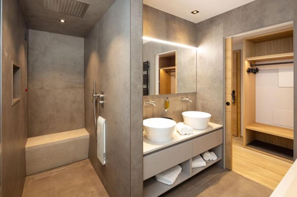 Suite with Balcony