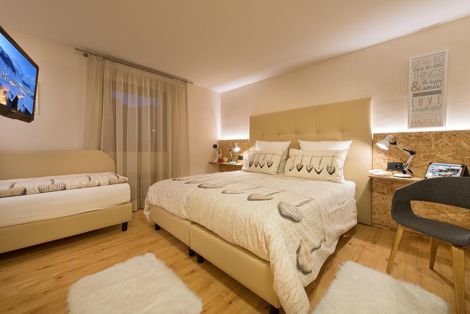 Economy Triple Room