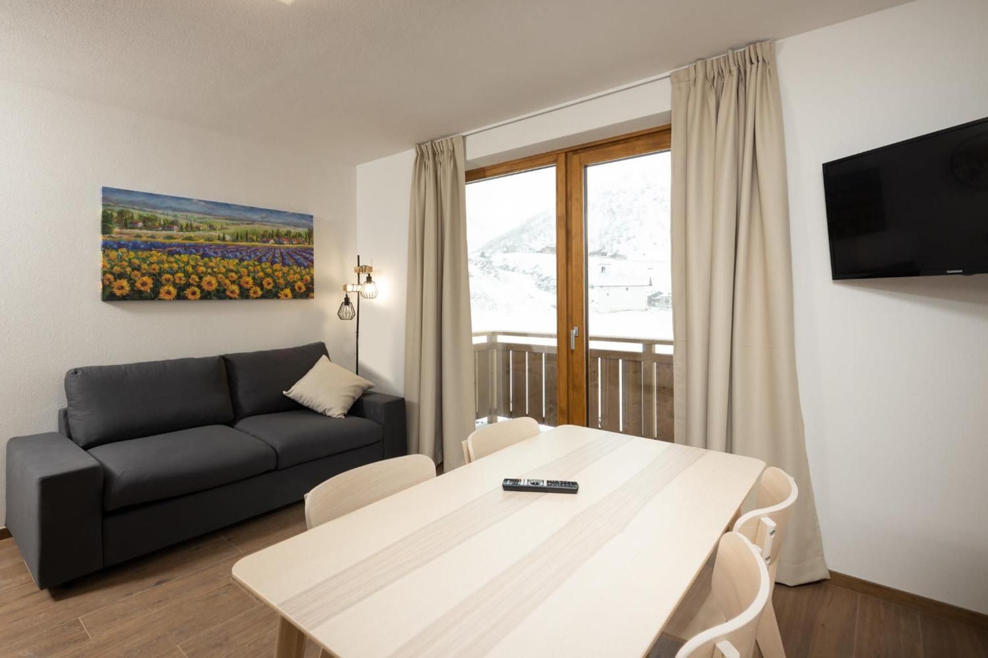Apartment with Balcony