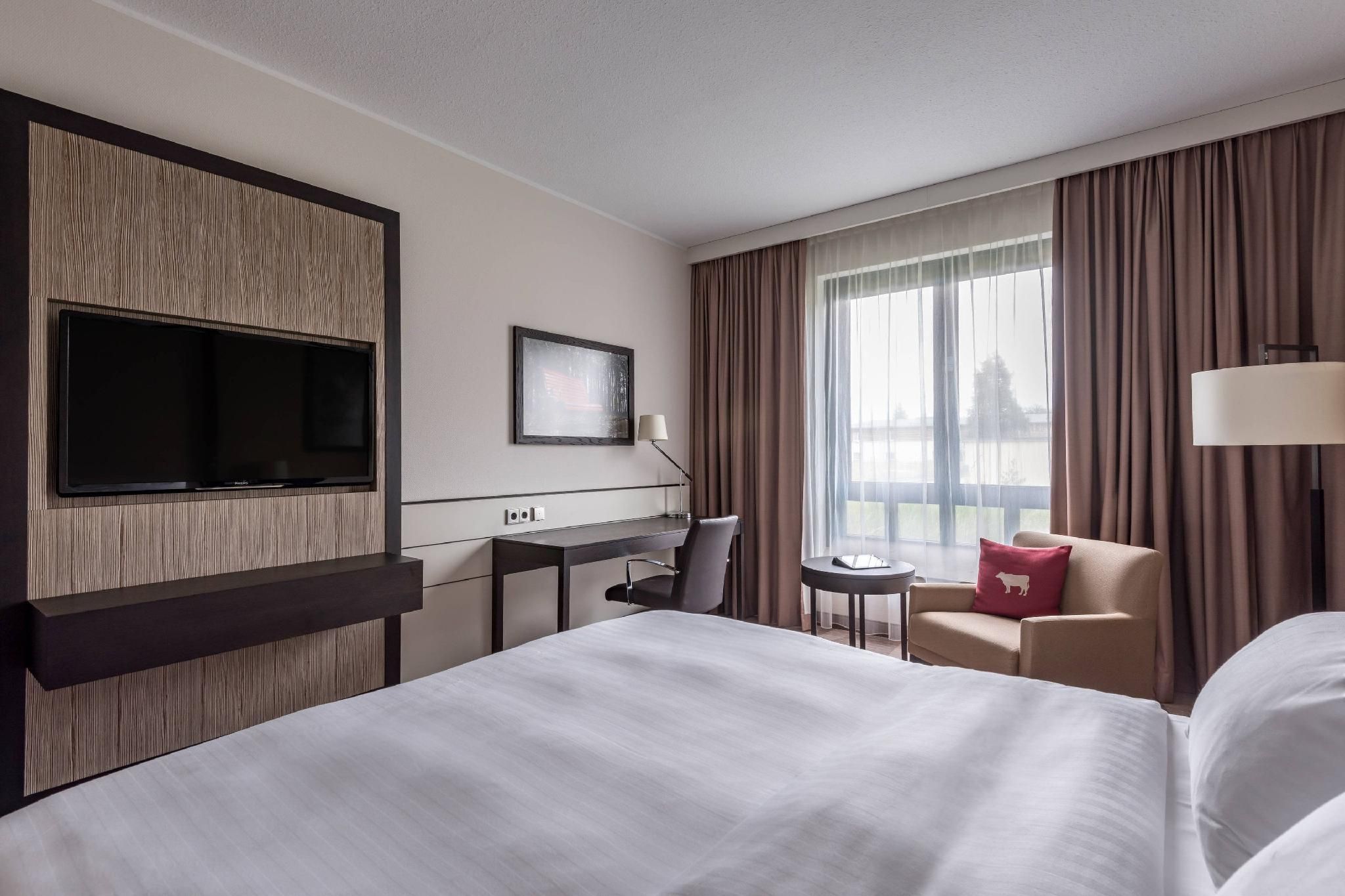 Munich Airport Marriott Hotel Executive room, Guest room, 2 Twin 2