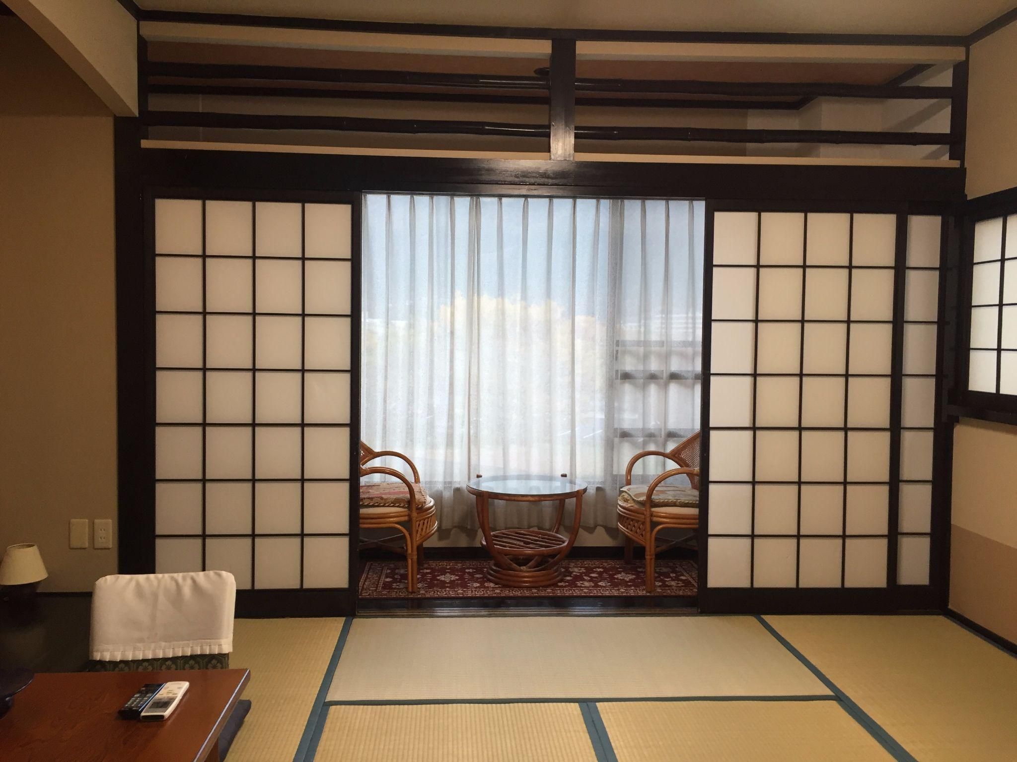 Japanese Style Non-Smoking