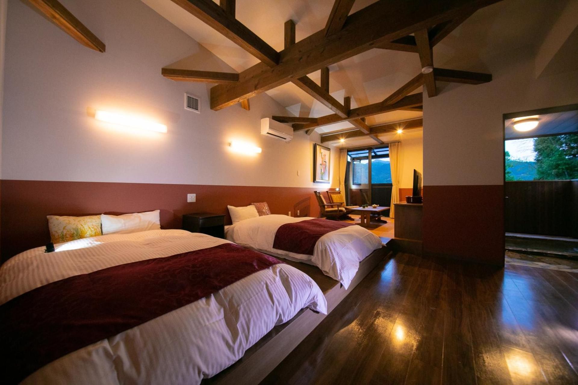 Room with Tatami Area with Semi-Open-Air Bath (Breakfast Included)