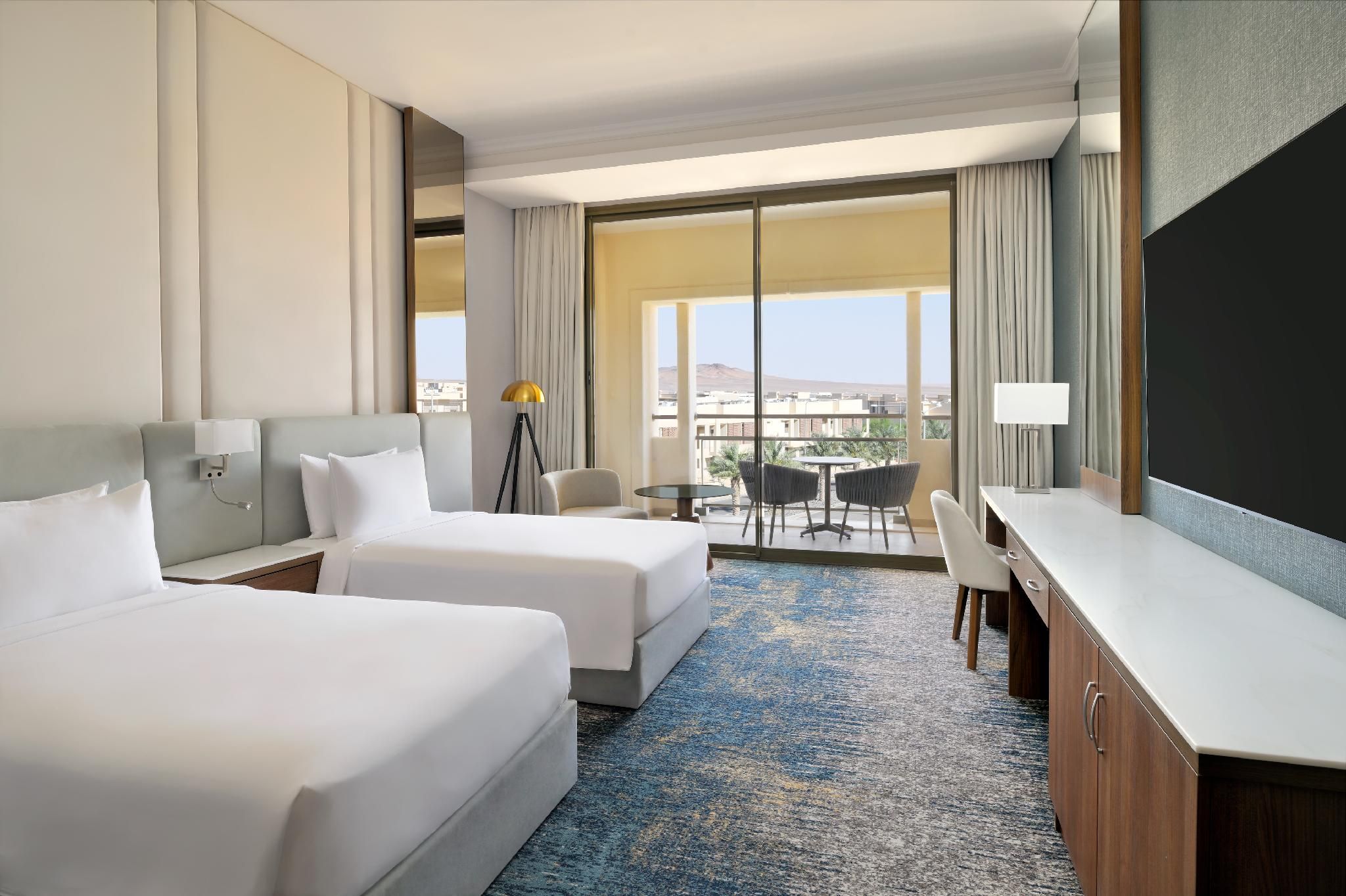 Deluxe Room with 2 Single Beds and Pool View