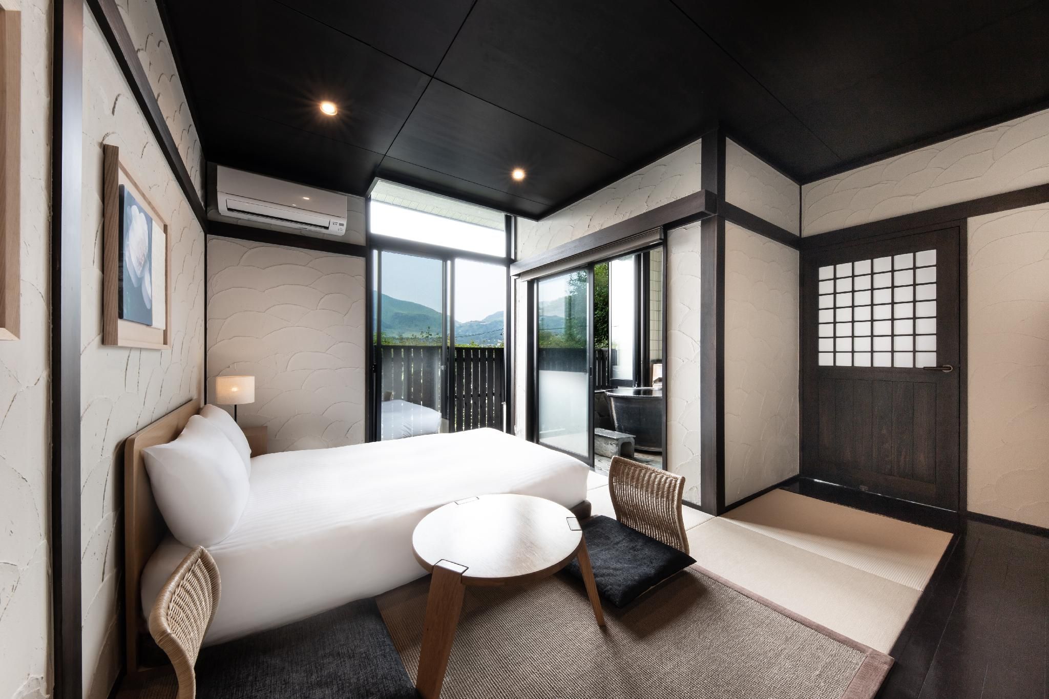 Japanese-Western Style Superior Double Room, Semi-Open-Air Bath, Non-Smoking