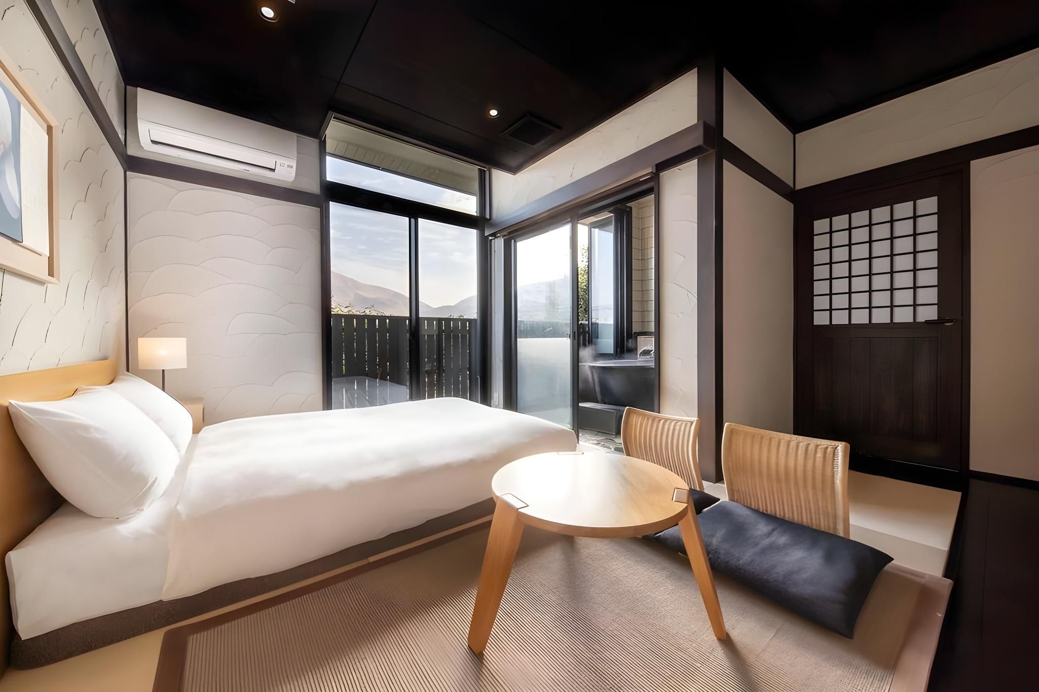 Japanese-Western Style Superior Double Room, Semi-Open-Air Bath, Non-Smoking