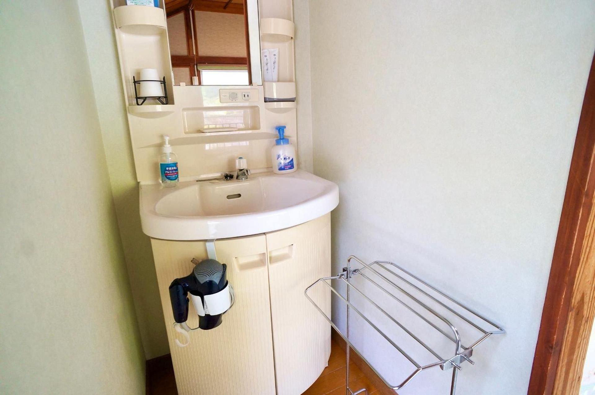 2nd Floor Japanese Style Room with 6 Tatami - Non-Smoking, Adult Only