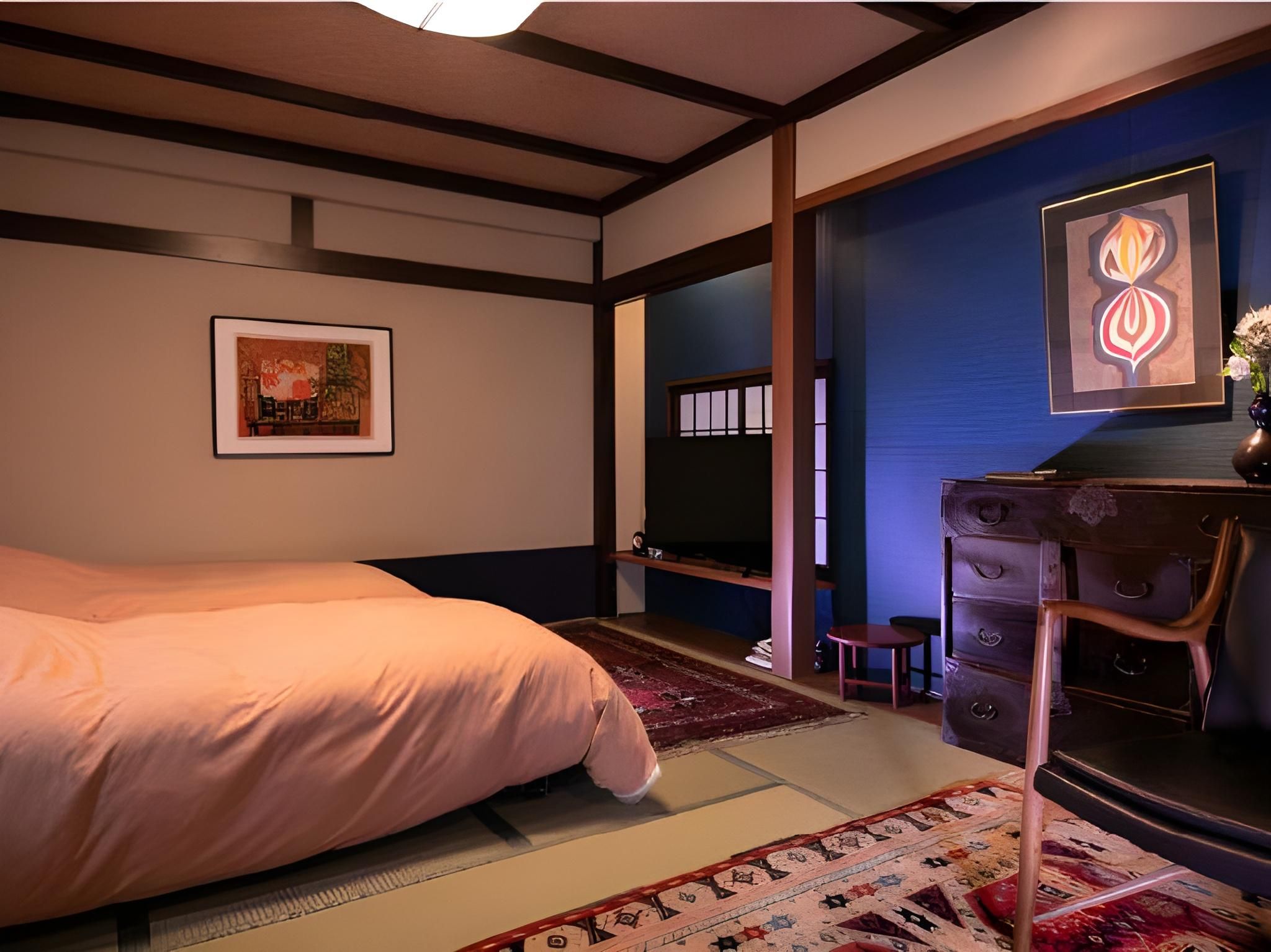 Ai Antique Room