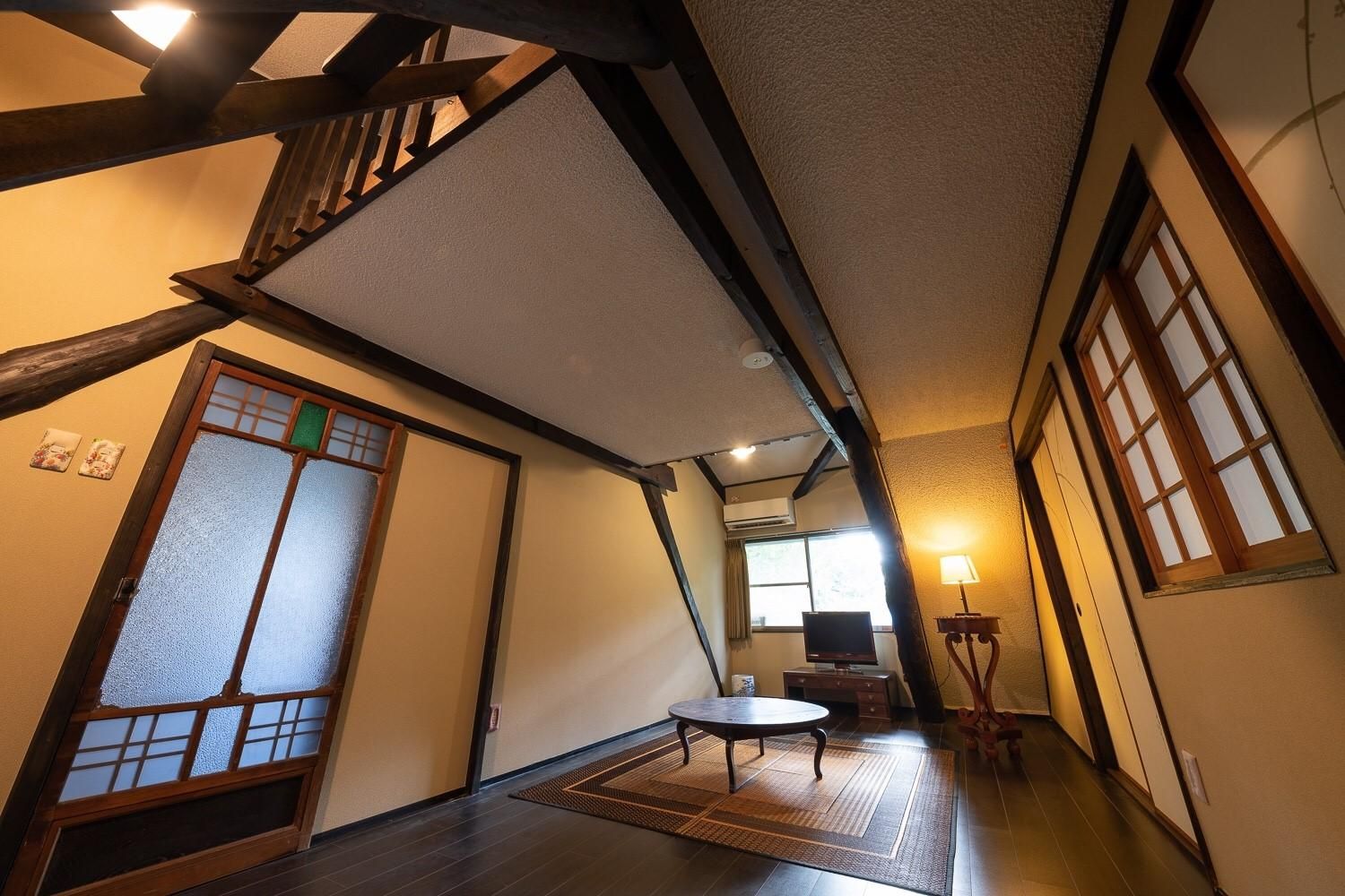 Fourth Room - Non-Smoking