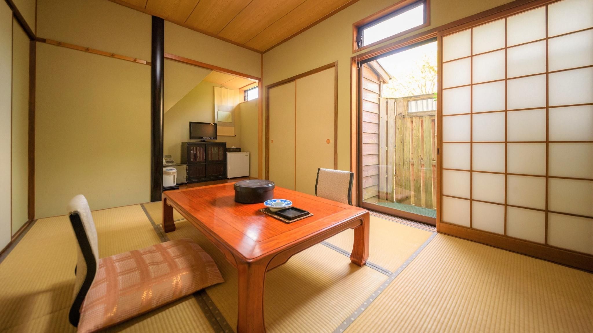 Asagiri Japanese-Style Maisonette with 6 and 6 Tatami and Private Bath