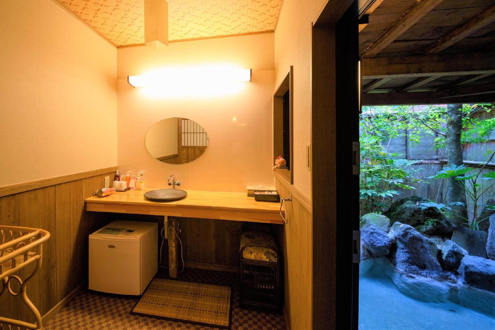 Bettei Nobiru Japanese-Western Style Room with Private Hot Spring Bath