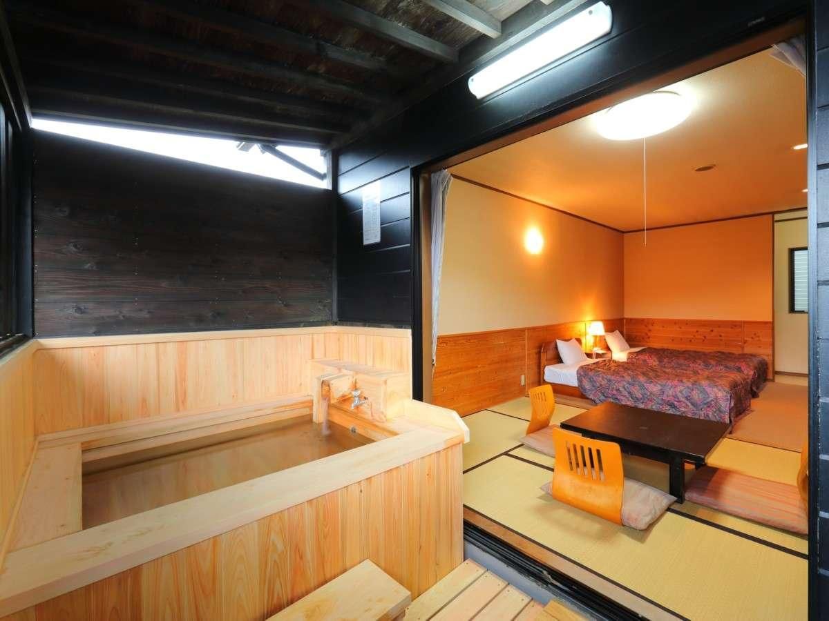 Japanese-Western Style Room with Open-Air Bath