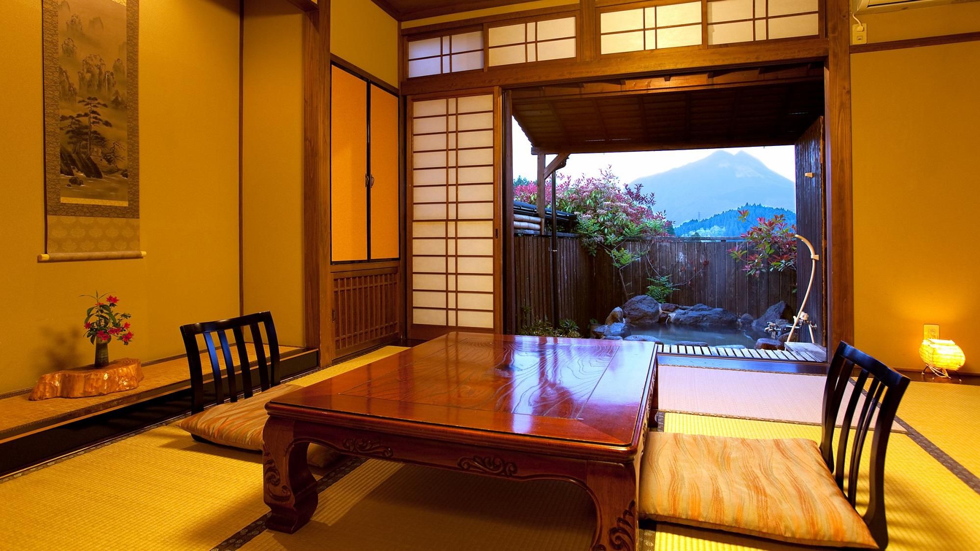 Luxury Japanese Style Room with Open-Air Bath