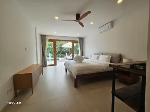 Studio with Balcony