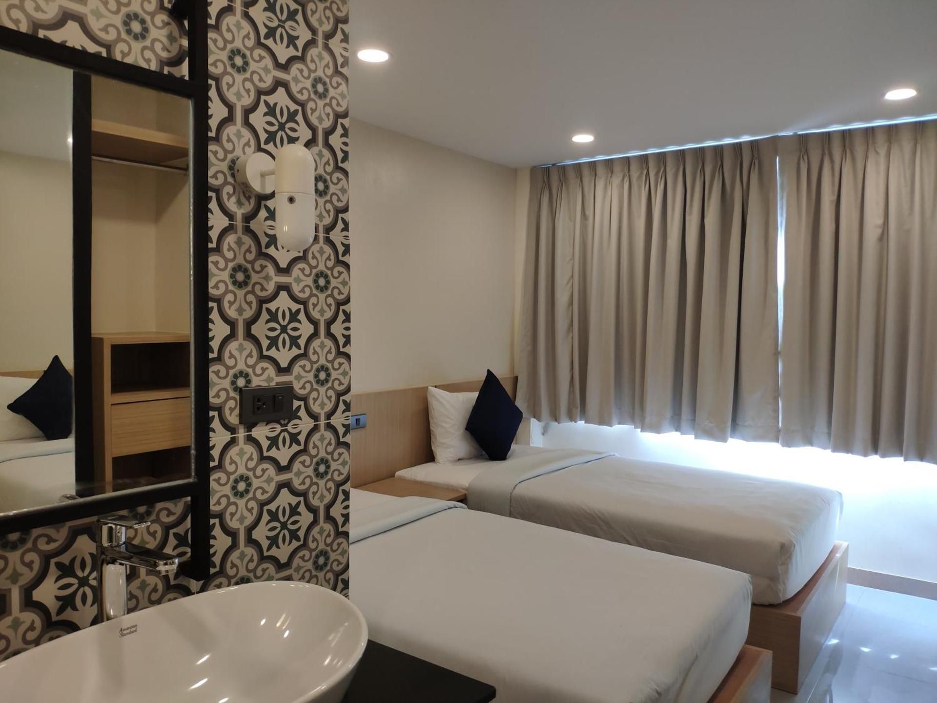 Superior Twin Room with Sea View