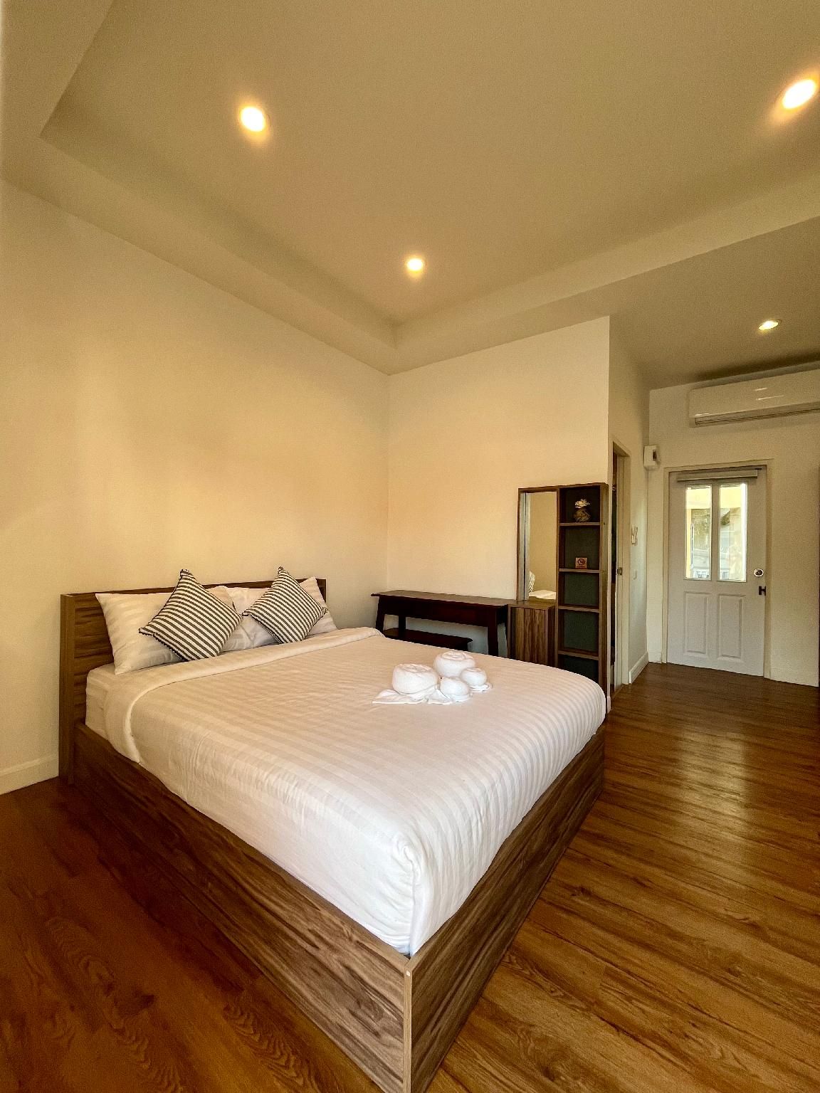 Baan Duang Khae Beach House Standard Room