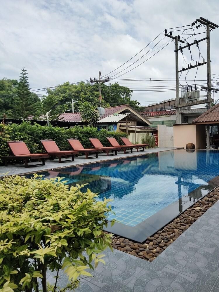 8d6f9ce8f4e477da42deca1fe31d5b1e