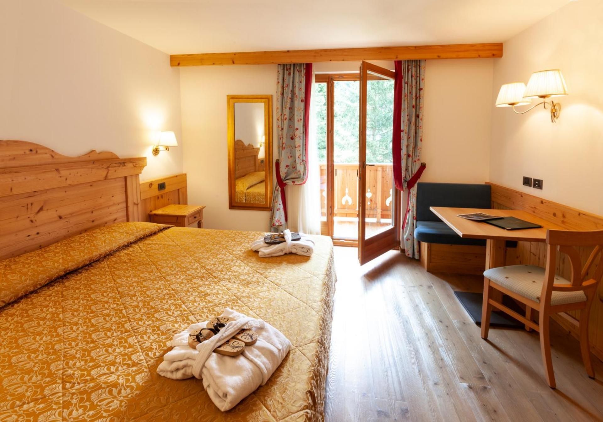 Standard Double Or Twin Room With Garden View