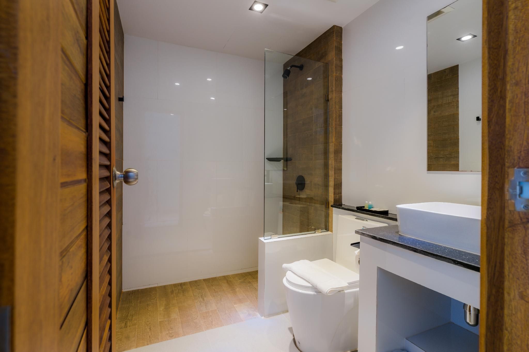 King Room with Balcony