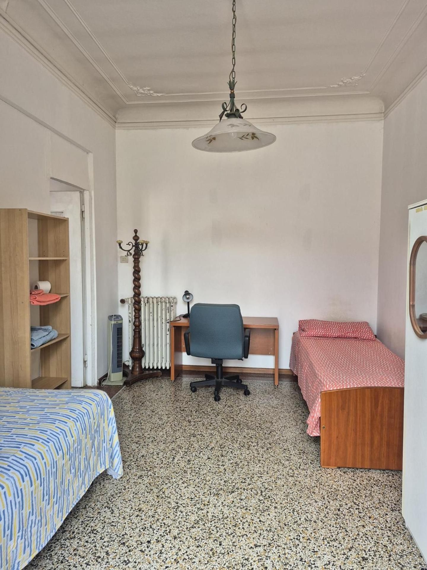 Standard Single Room with Shared Bathroom