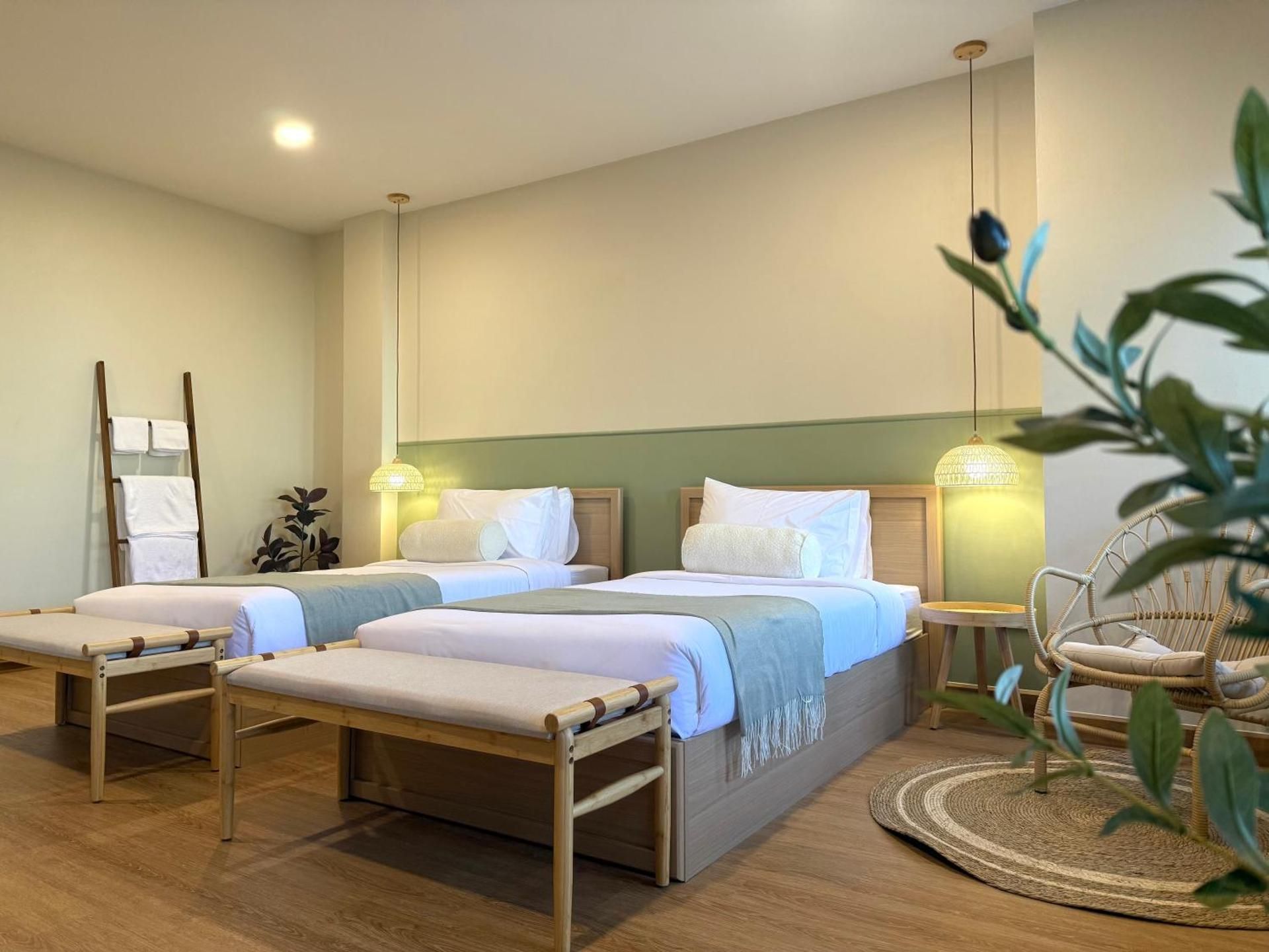 Little Stay Bophut - Samui Twin Room with Private Bathroom