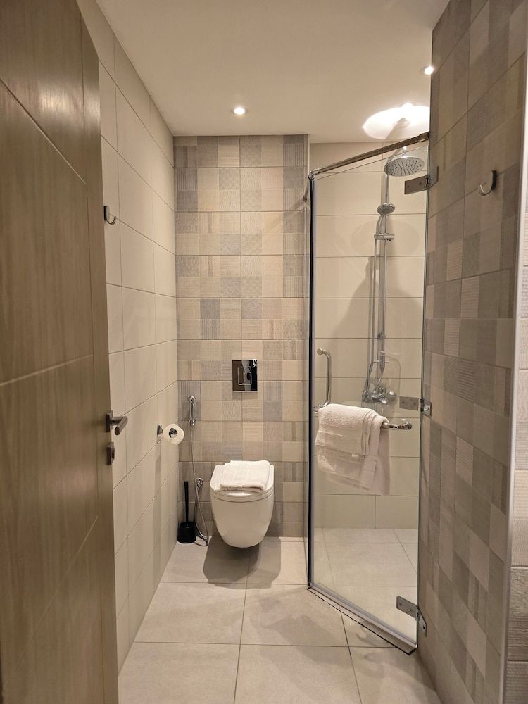 ALSHAKREEN SUITES Deluxe Room 5