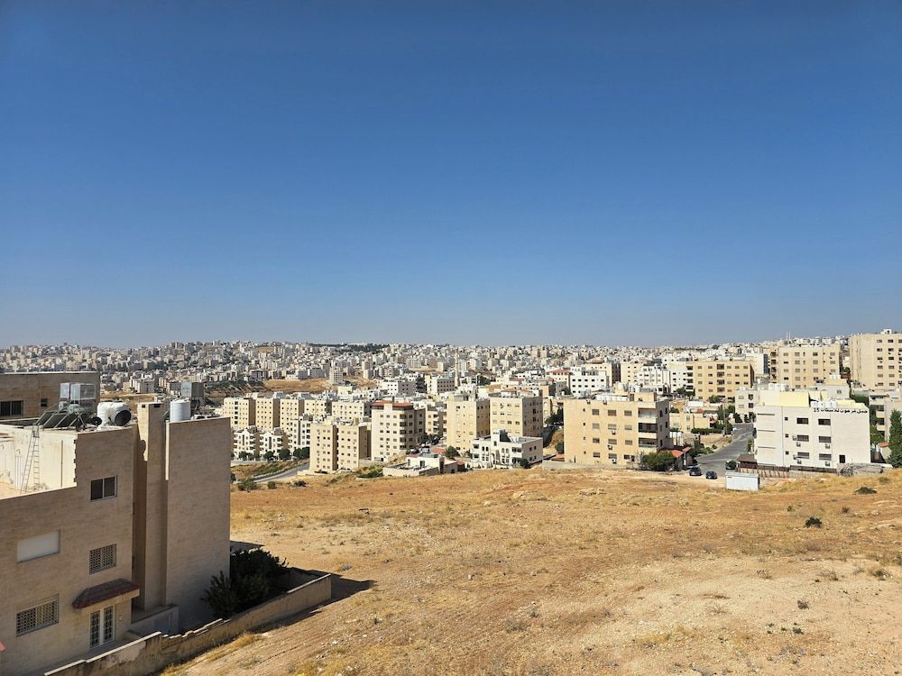 ALSHAKREEN SUITES Deluxe Room 3