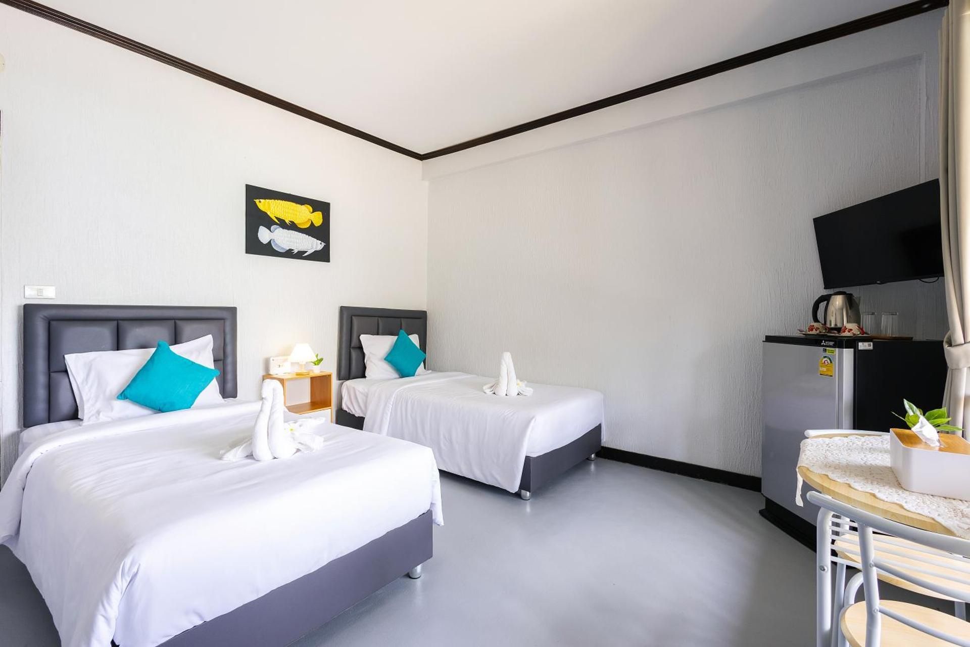 Standard Twin Room with Garden View