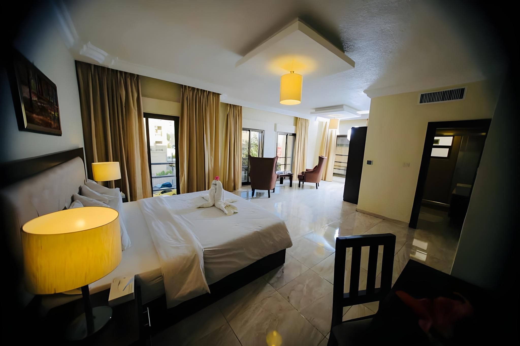 Deluxe Suite with King Bed