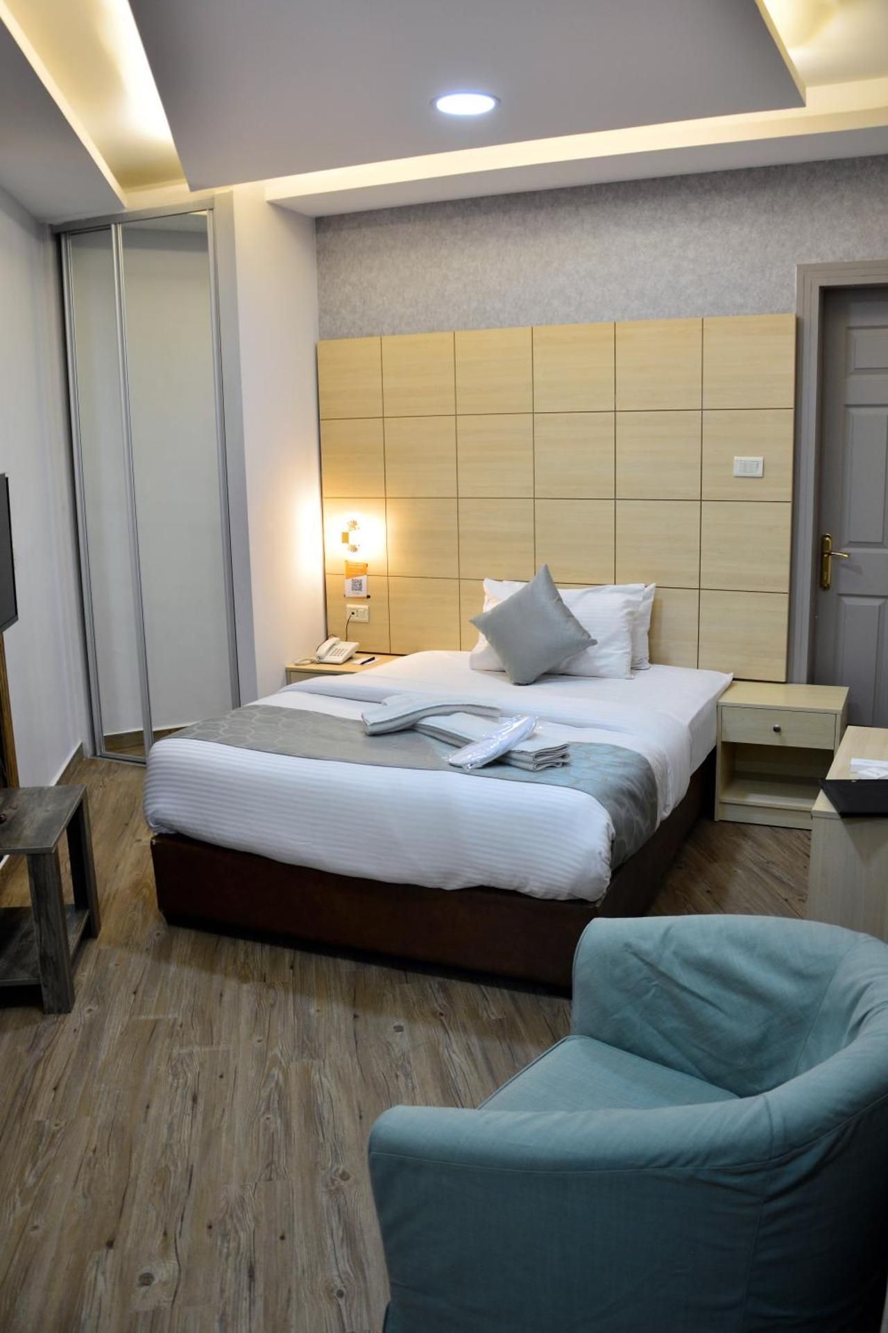 Standard Single Room