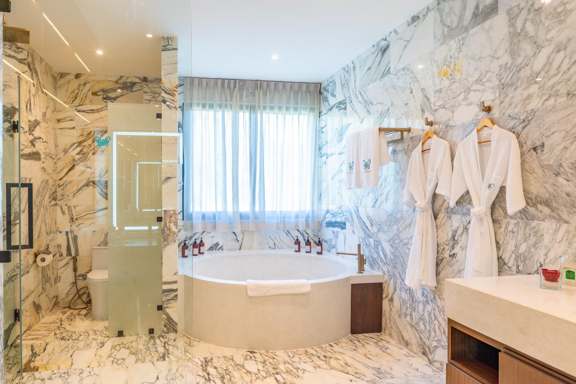 IDA B DOMAIN - Koh Samui Junior Suite 2