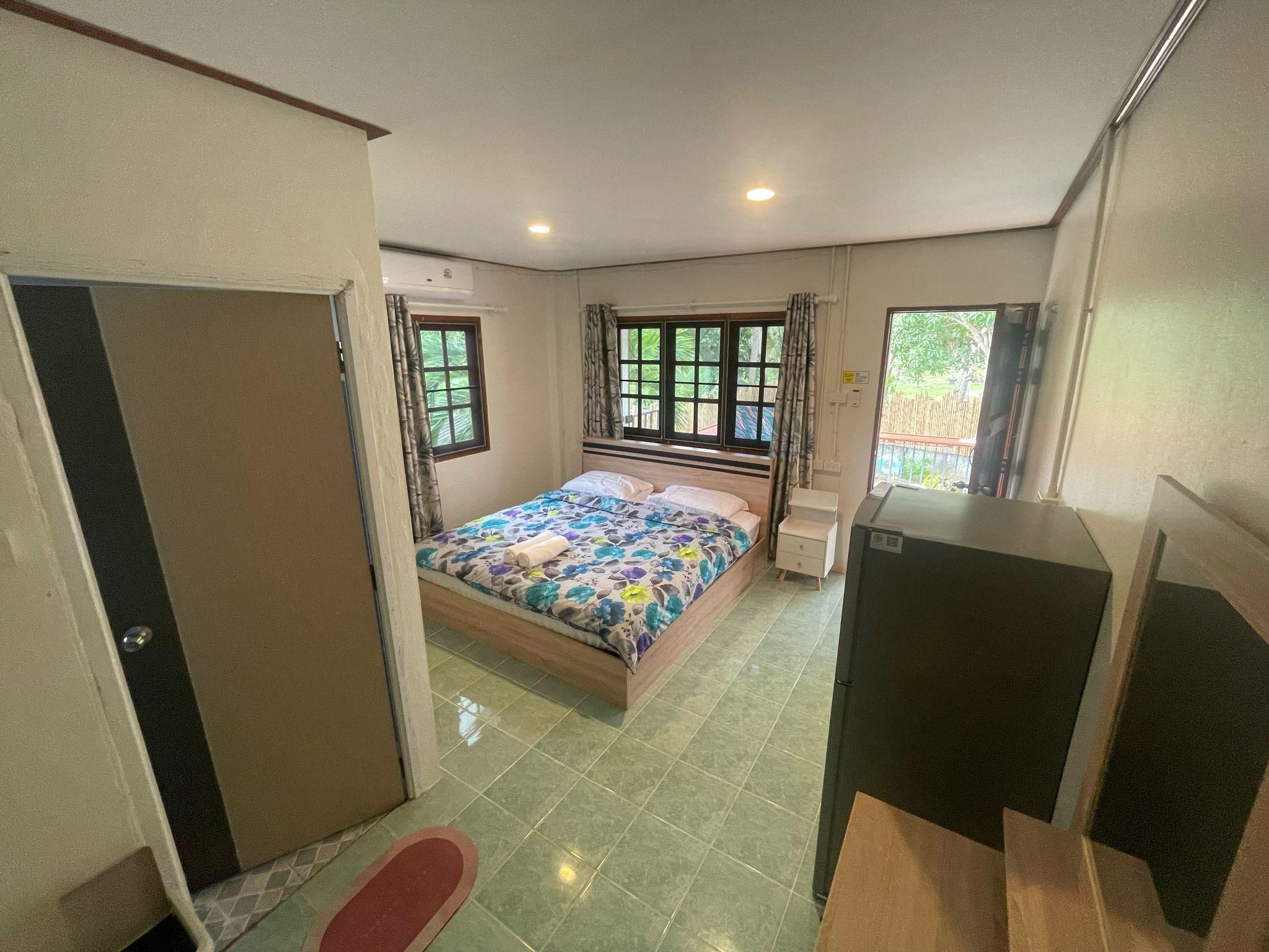 Standard Suite without Kitchen