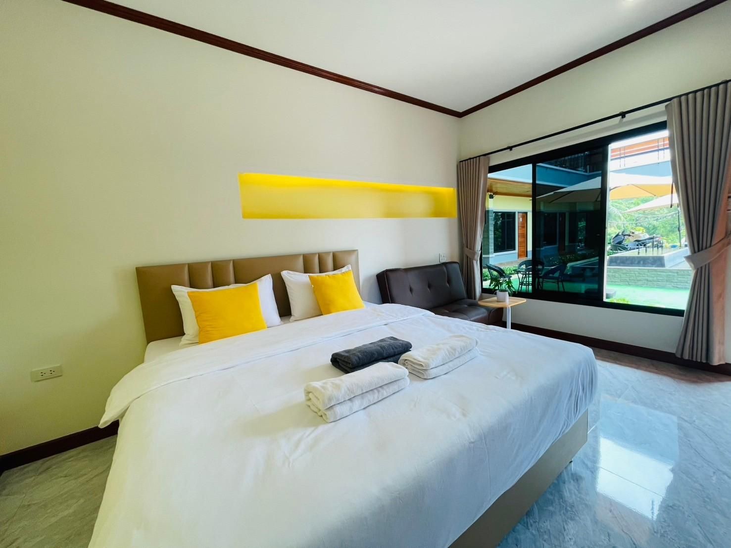 Phueng Luang Hotel & Beach Double Room 2