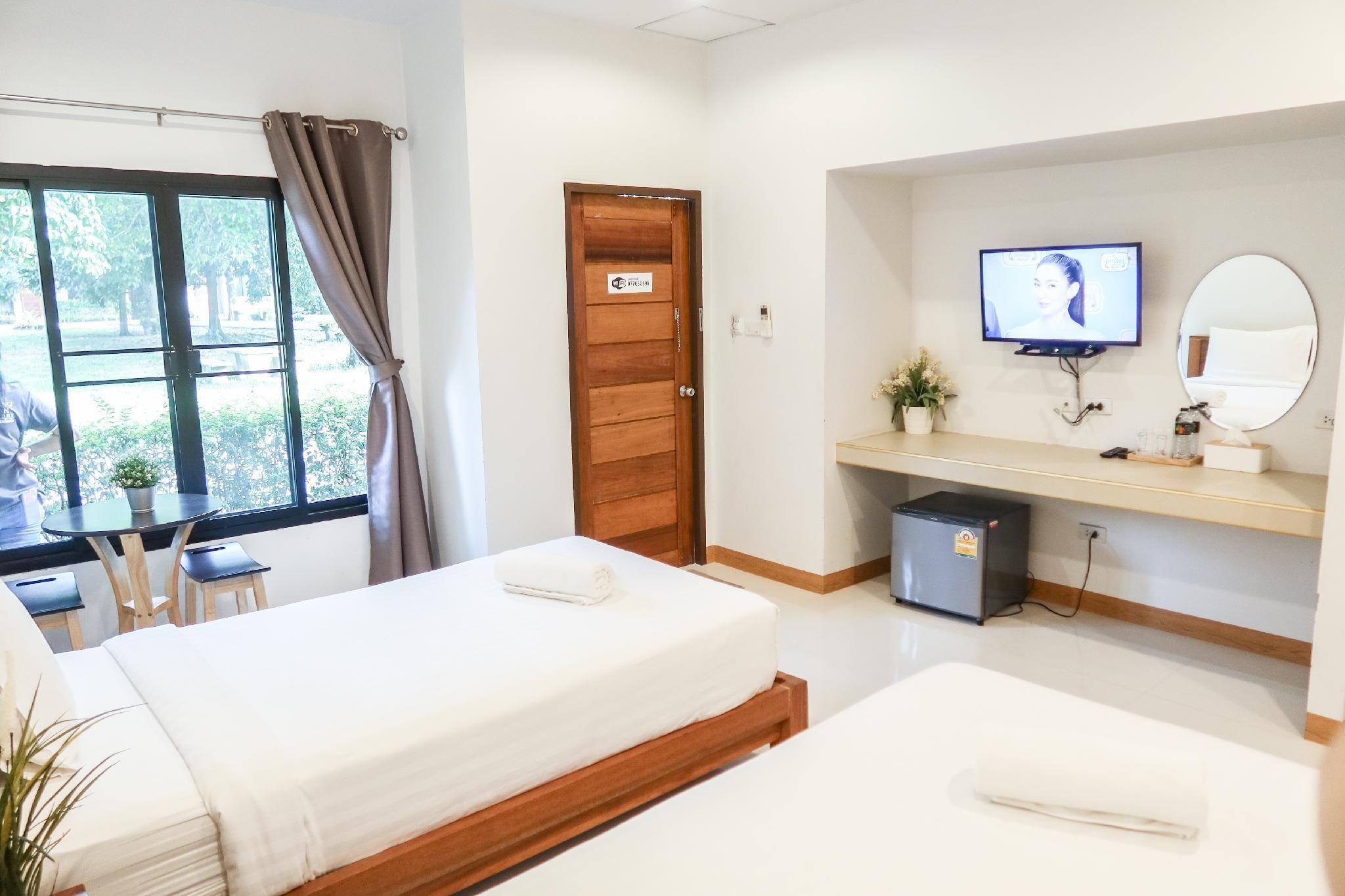 Baan Klang Suan Resort Twin Bed Room