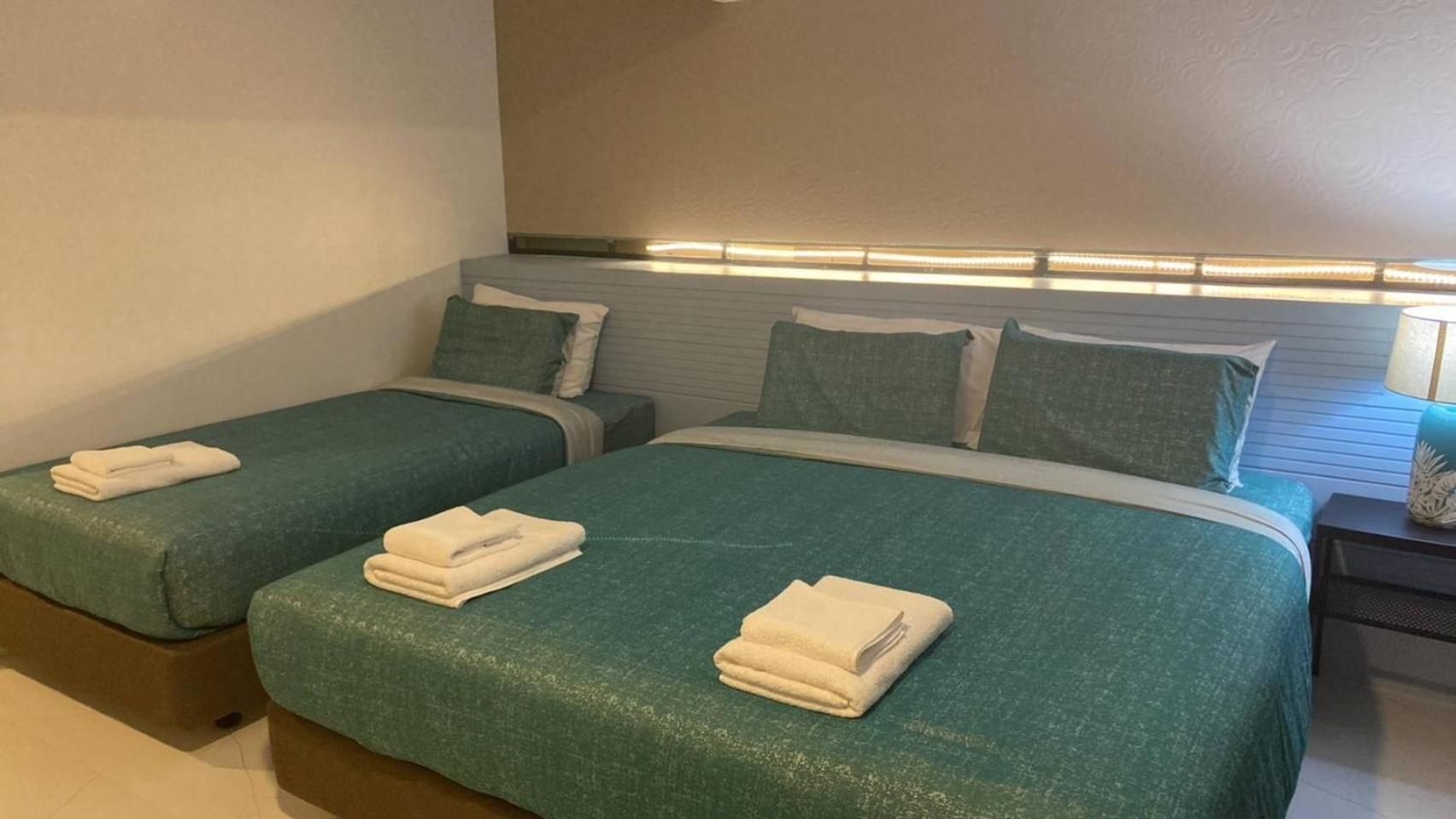 Comfort Triple Room
