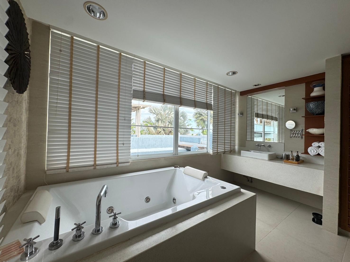 Sea View Classic Room with Balcony