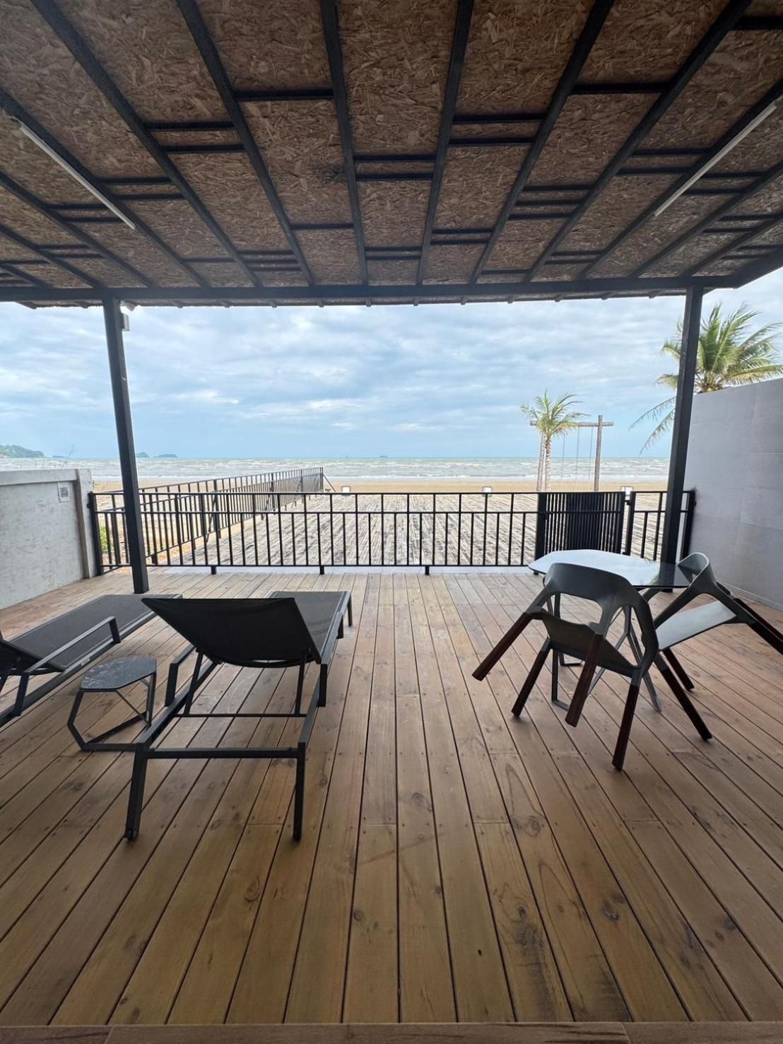 Premier Twin Room with Sea View