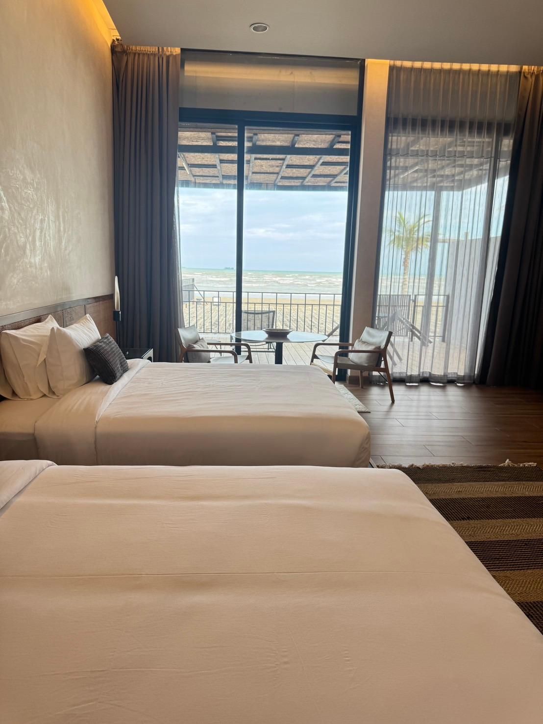 Seaview Deluxe Twin