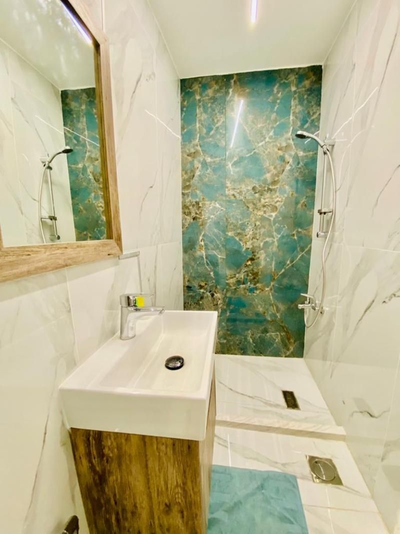 Single Room with Private Bathroom