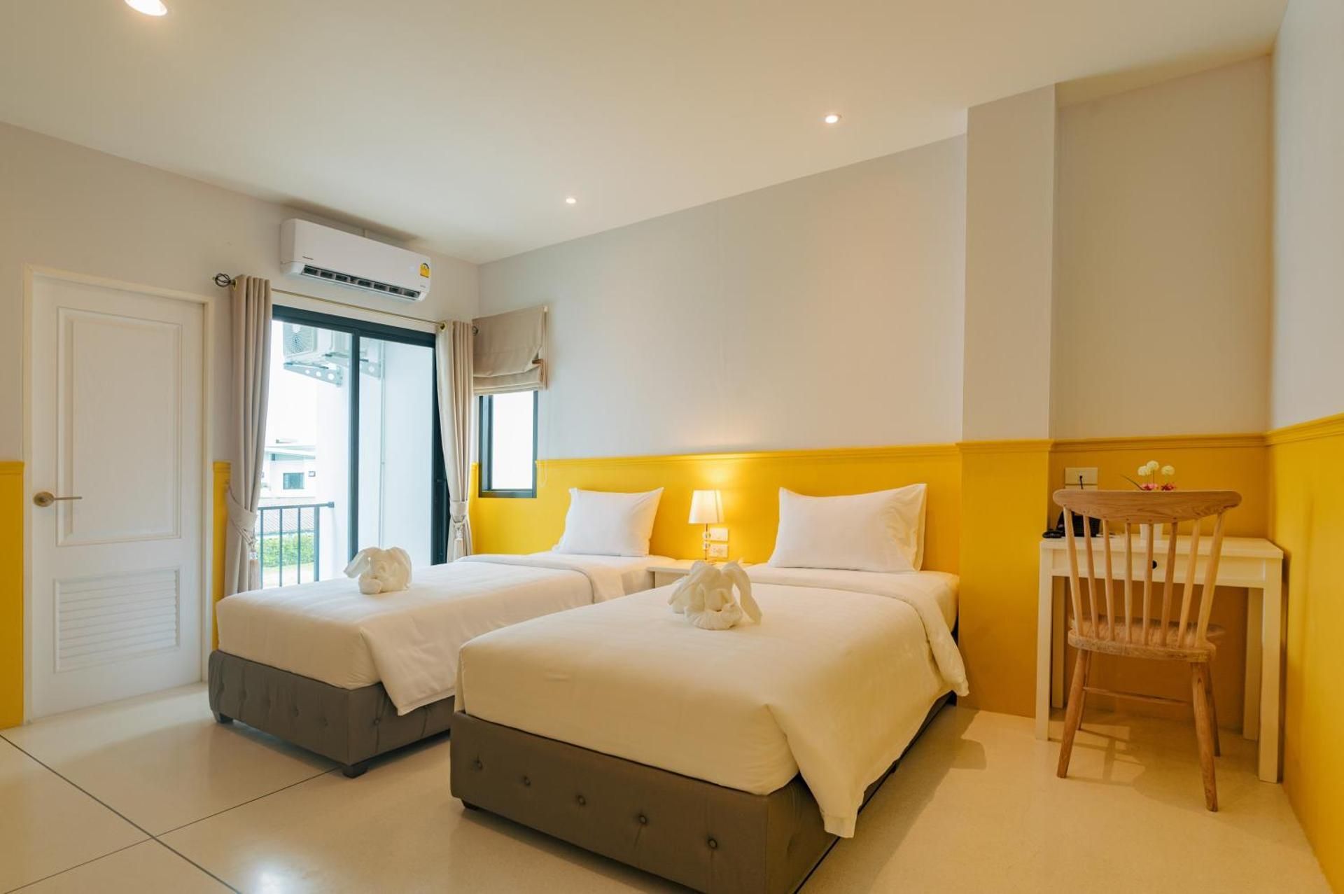 Deluxe Twin Room