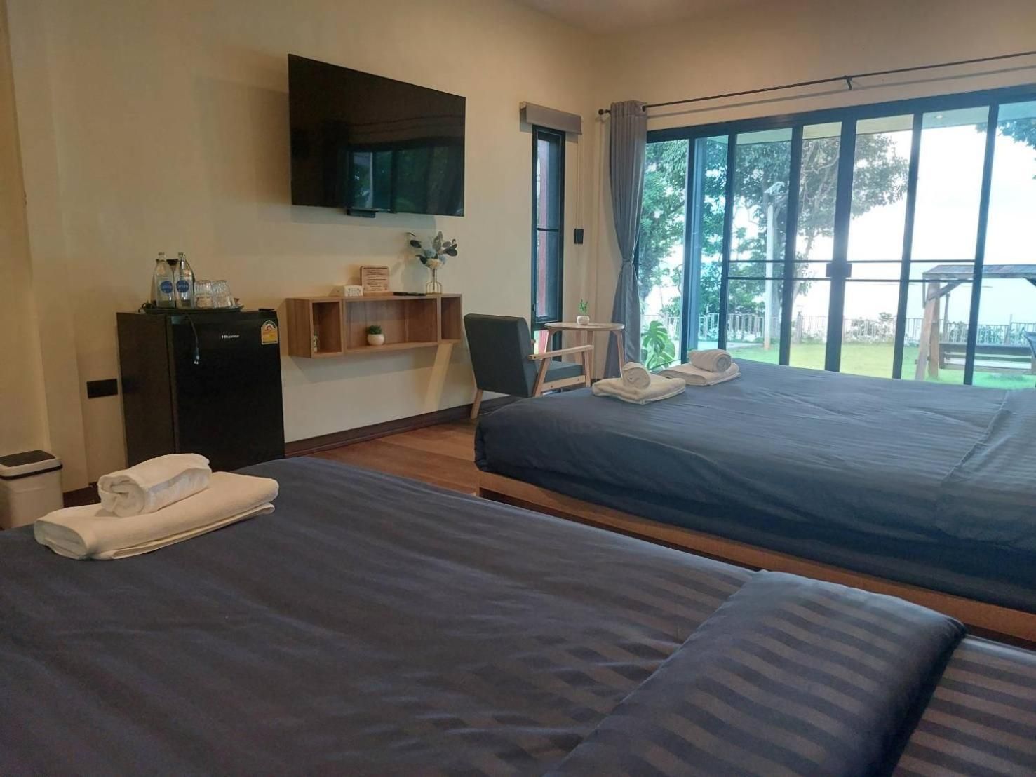 Triple Room with Sea View