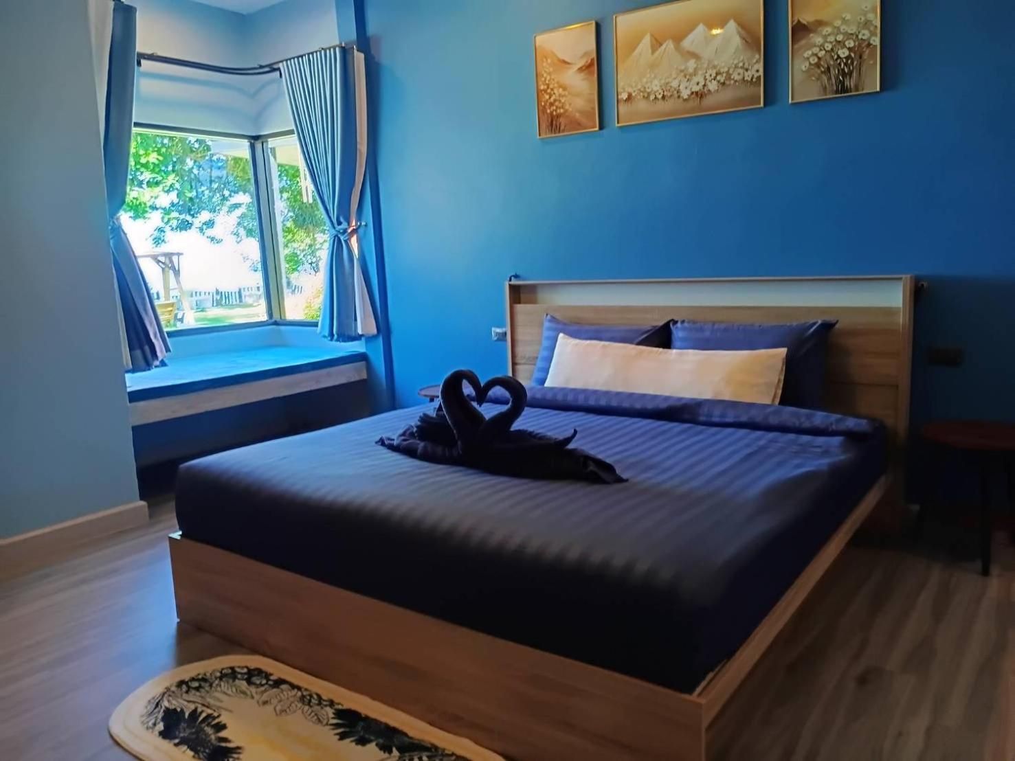 Deluxe Double Room with Balcony and Sea View