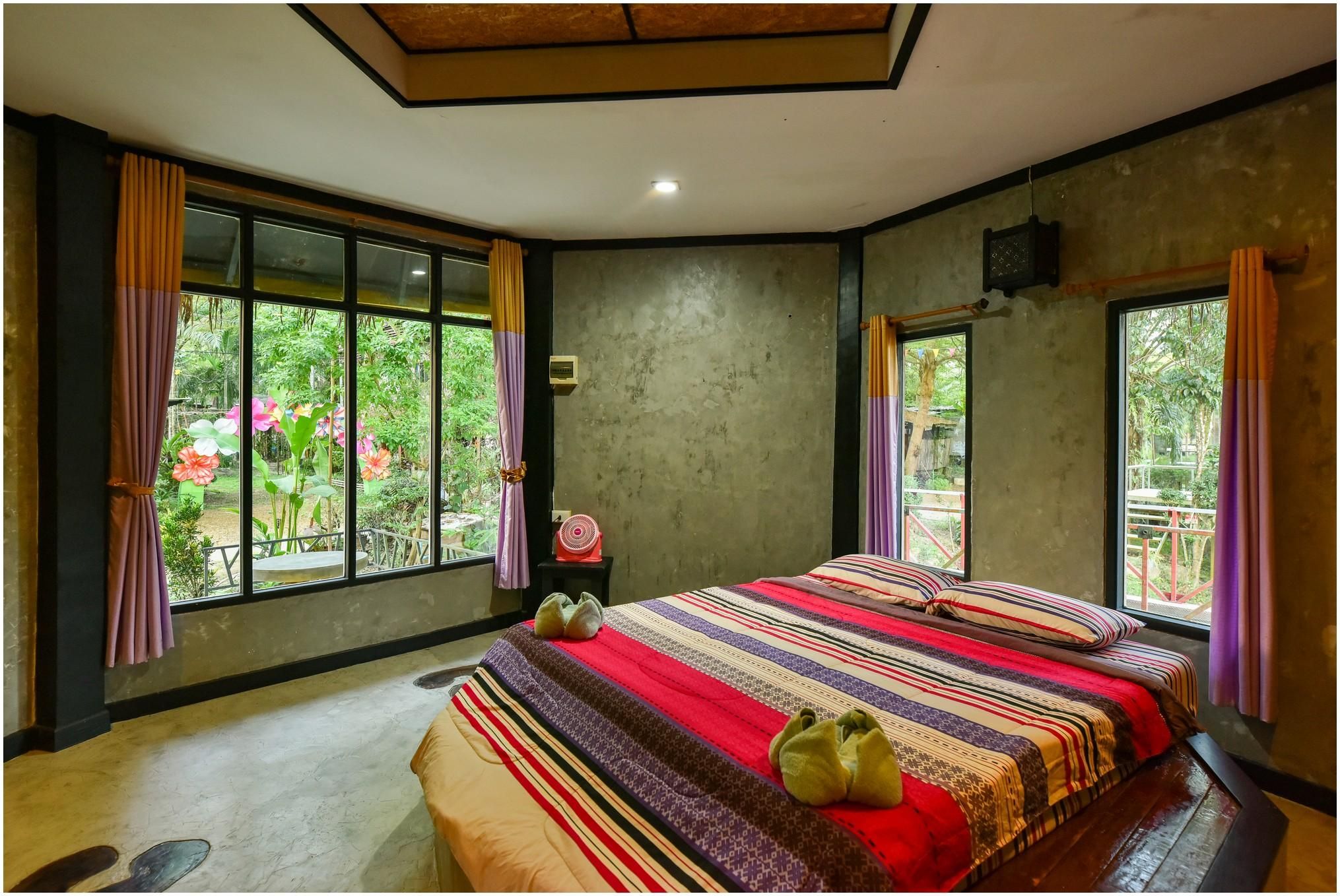 Chalet - River View