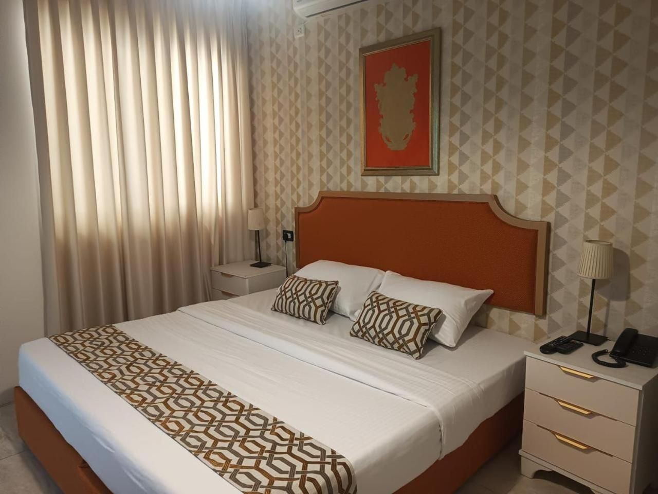 New Rafi Hotel Double Room 2
