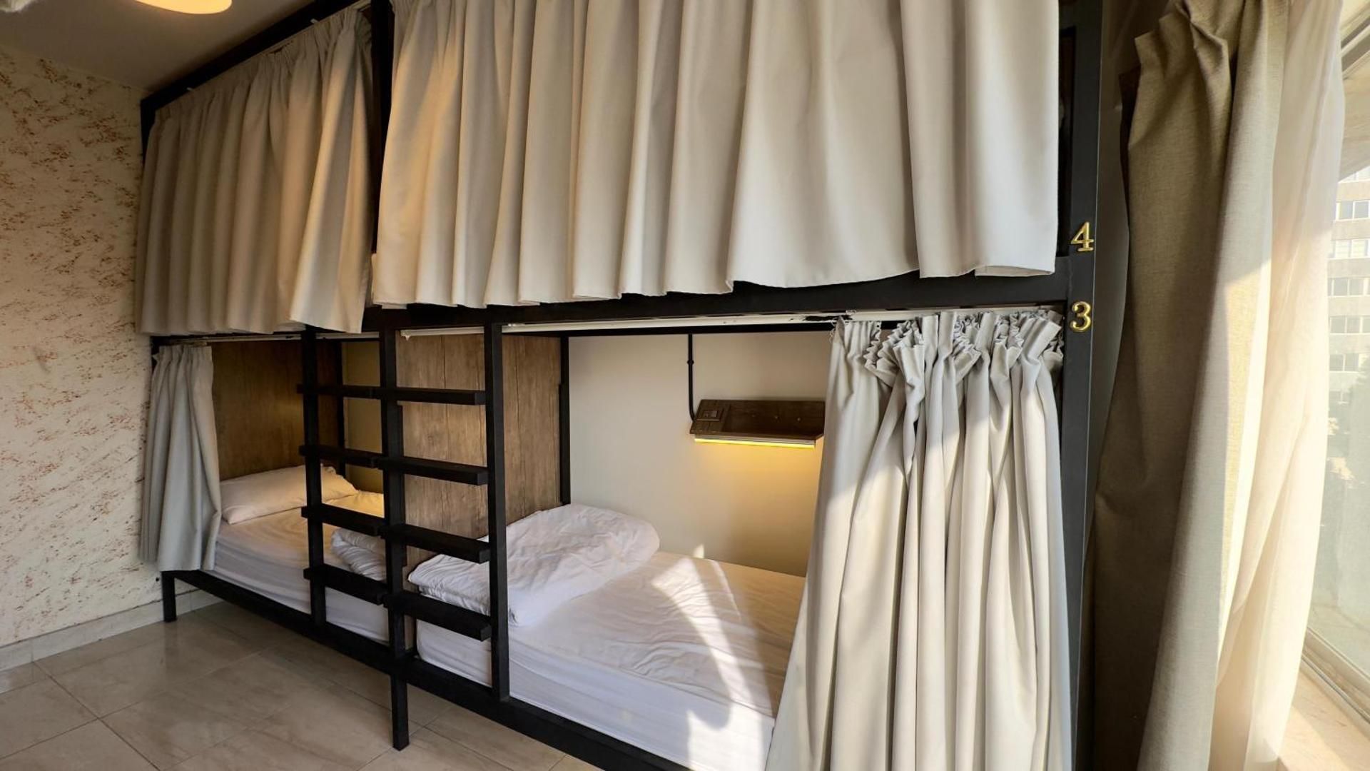 Standard dormitory female